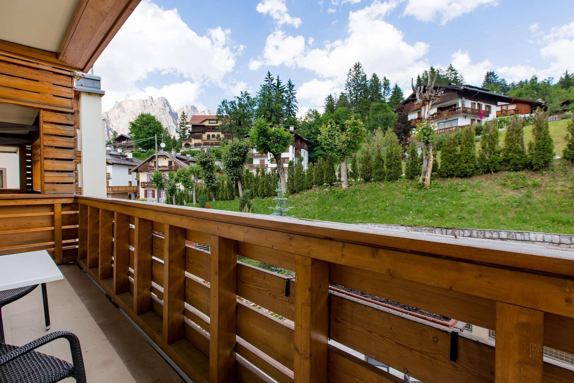 Radisson Residences Savoia Palace Cortina dʼAmpezzo Kültér fotó