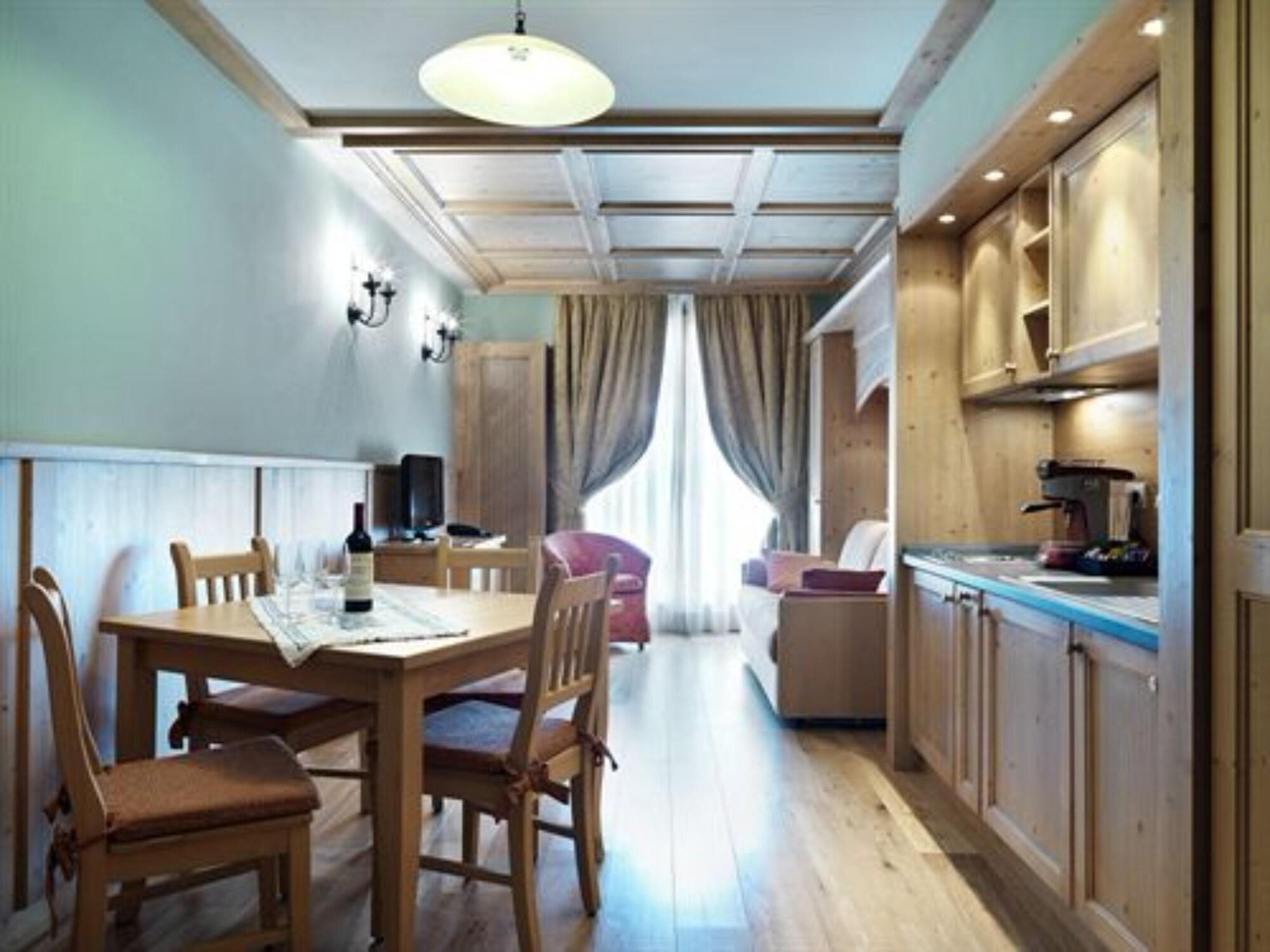 Radisson Residences Savoia Palace Cortina dʼAmpezzo Kültér fotó