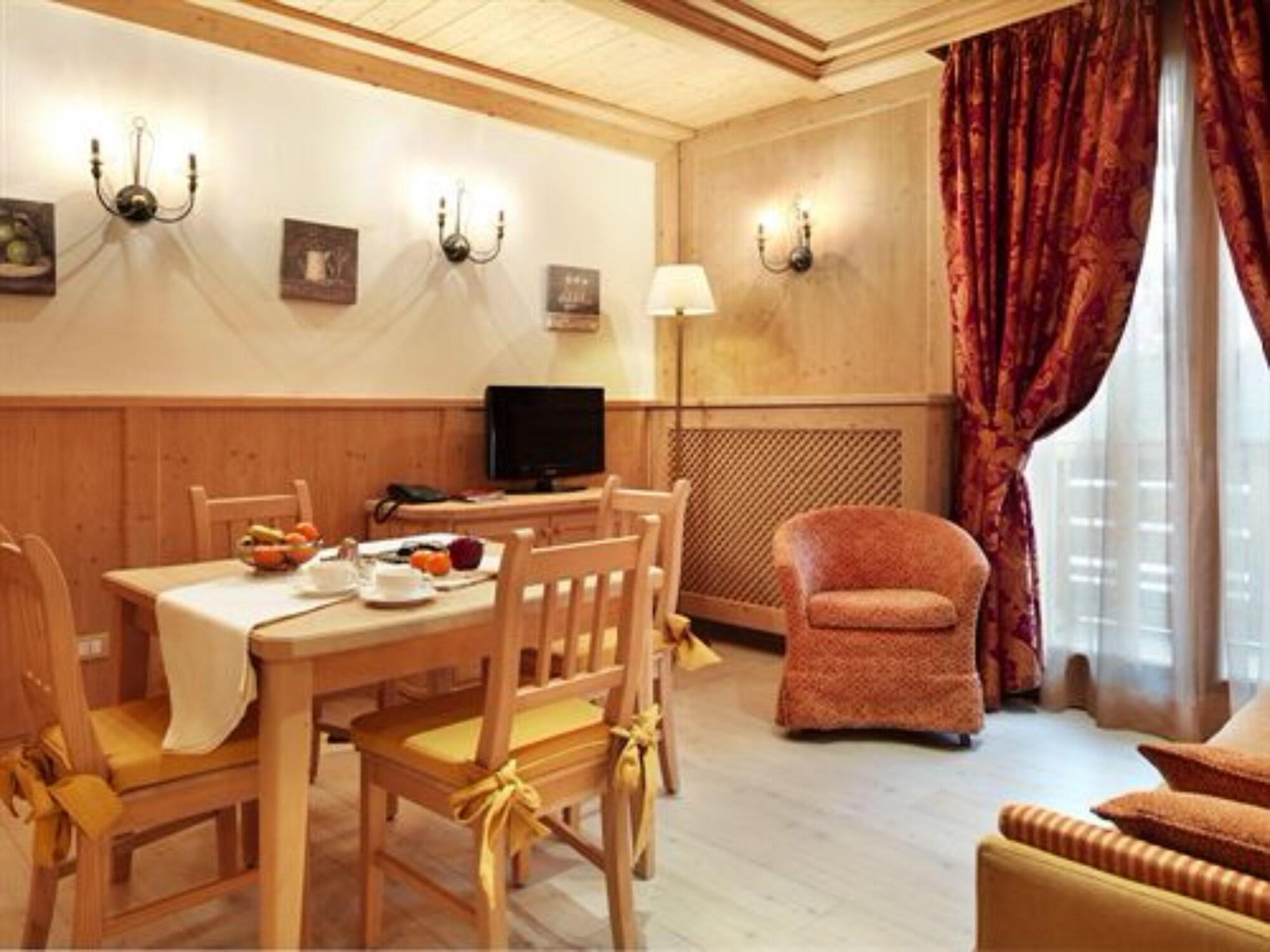 Radisson Residences Savoia Palace Cortina dʼAmpezzo Kültér fotó