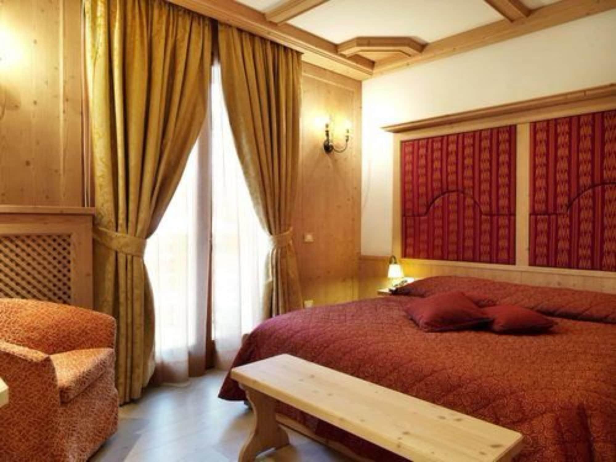 Radisson Residences Savoia Palace Cortina dʼAmpezzo Kültér fotó