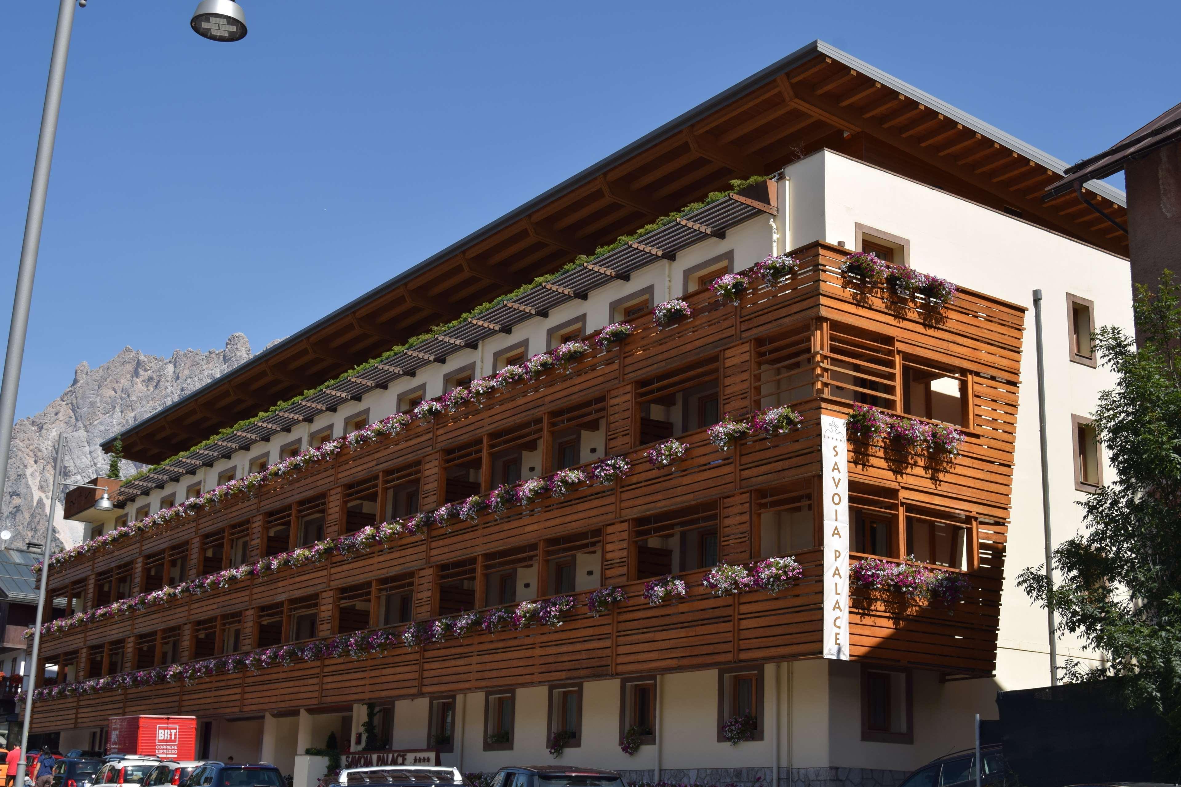 Radisson Residences Savoia Palace Cortina dʼAmpezzo Kültér fotó